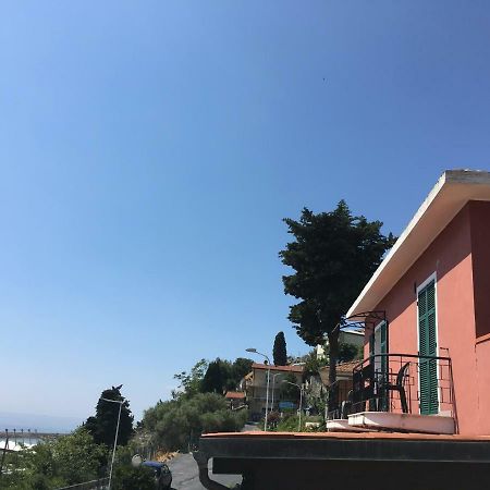 Hotel Baia dei Gabbiani San Lorenzo al Mare Esterno foto