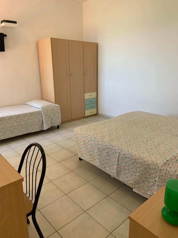 Hotel Baia dei Gabbiani San Lorenzo al Mare Esterno foto